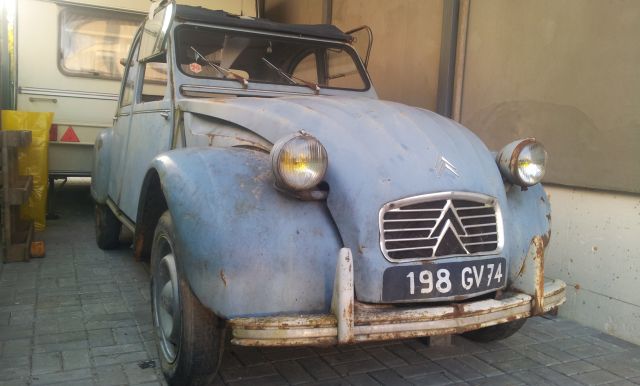 2cv_aza.jpg